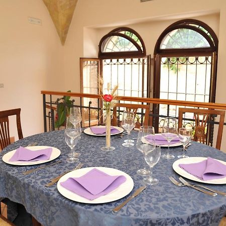Albergo Ancajani Assisi Luaran gambar