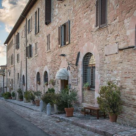 Albergo Ancajani Assisi Luaran gambar