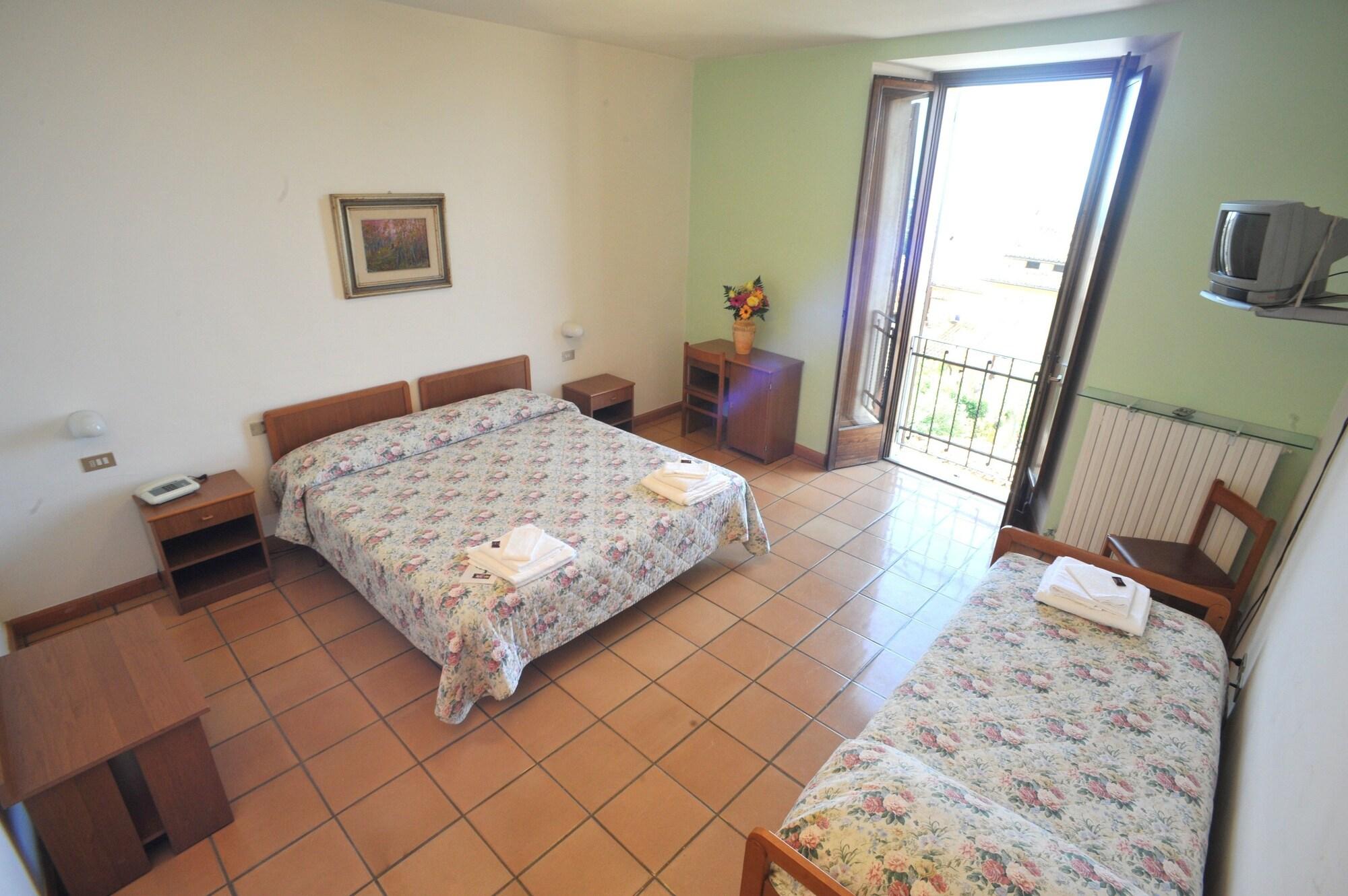 Albergo Ancajani Assisi Luaran gambar