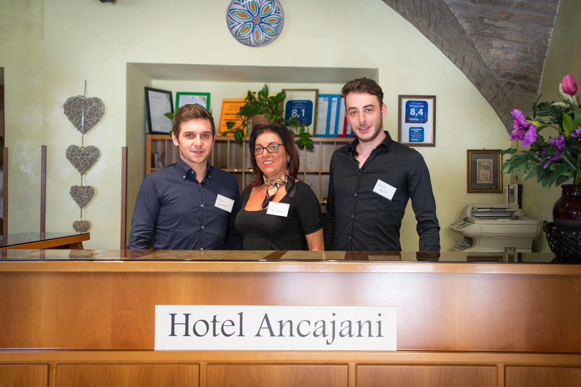 Albergo Ancajani Assisi Luaran gambar